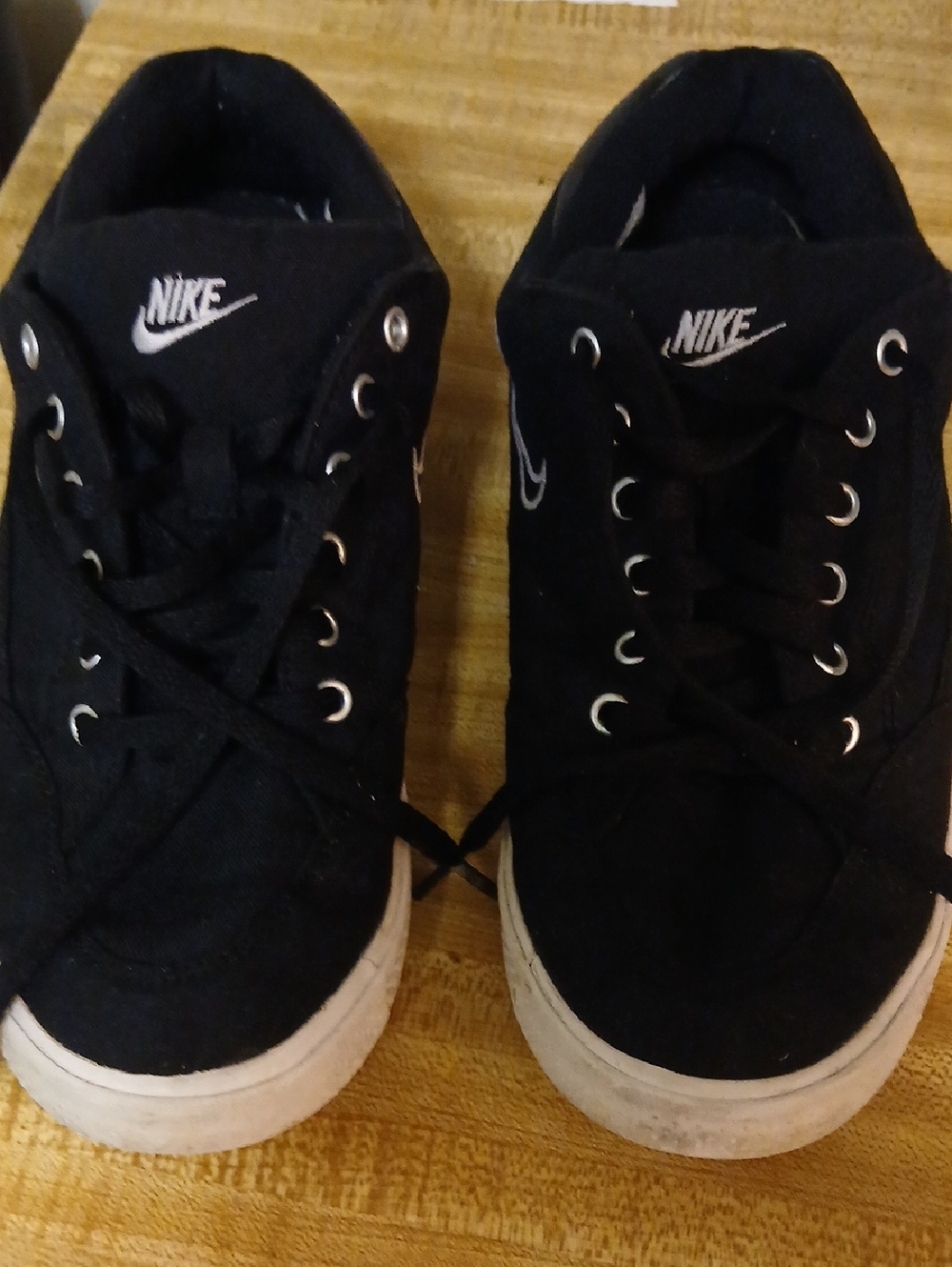 Nike Black Canvas Low-Top Sneakers with White Accents Men's